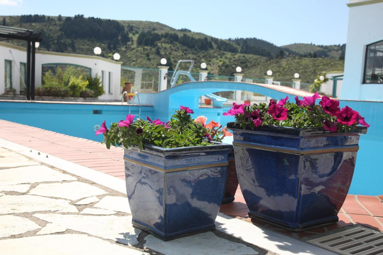 Hotel Spa Montana Karpenisi Exterior photo