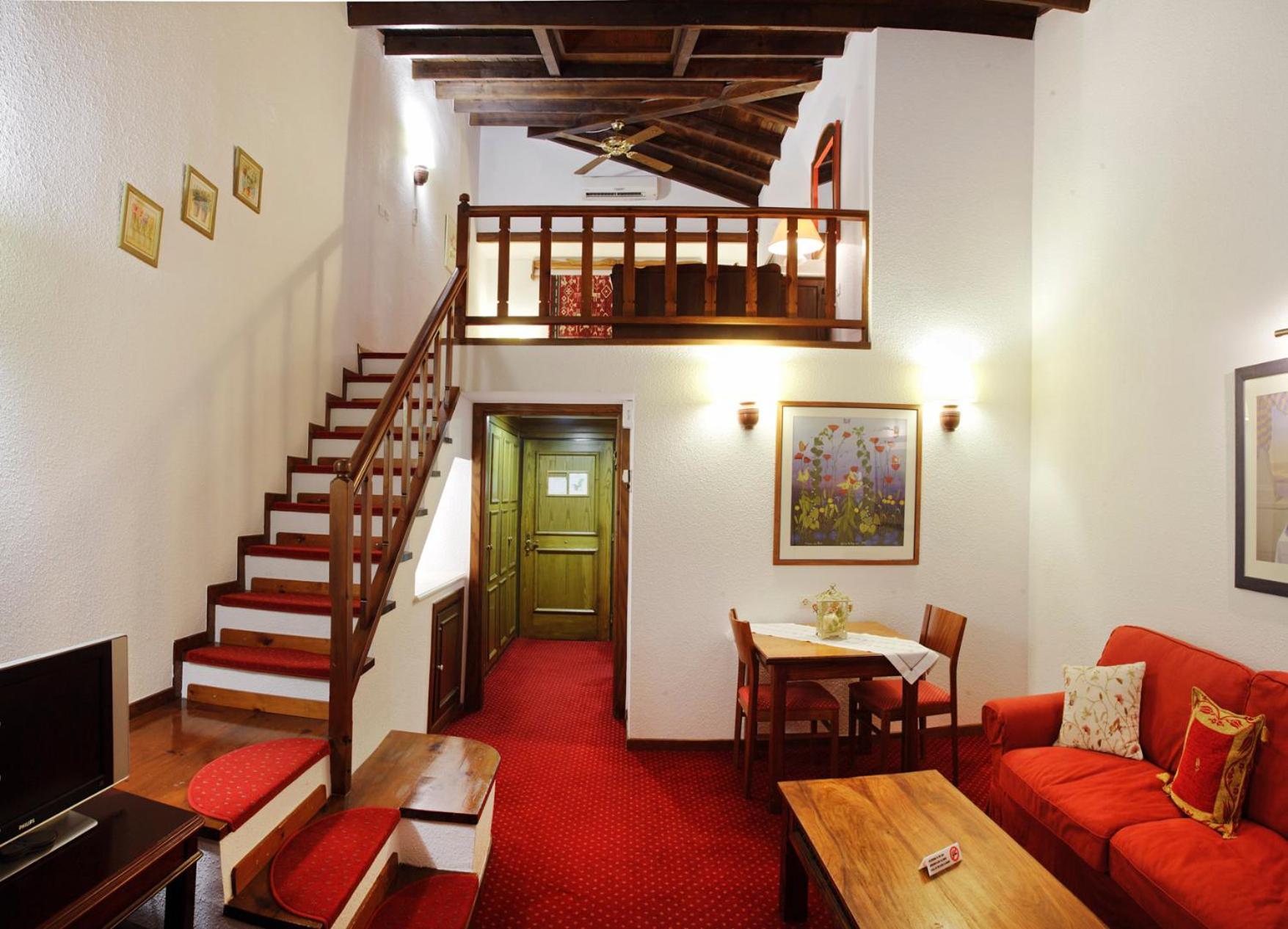 Hotel Spa Montana Karpenisi Exterior photo